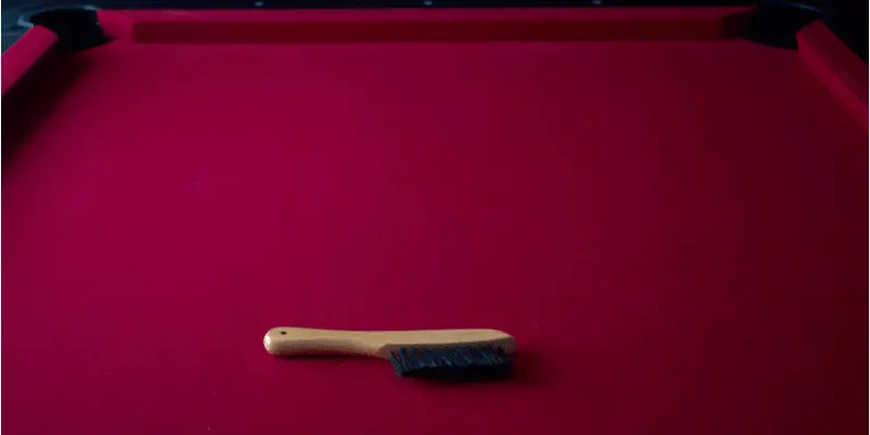 How to Clean Felt on a Pool Table