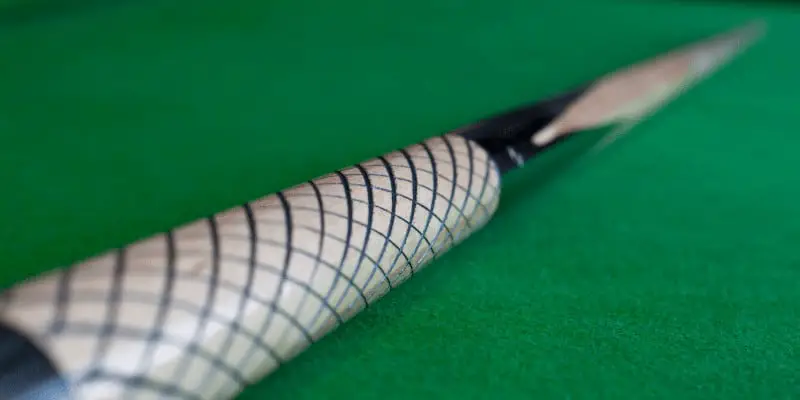 Graphite Pool Cues vs. Wood Pool Cues - What's the Difference