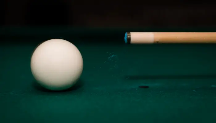 How to Store Pool Cues (All You Need to Know)